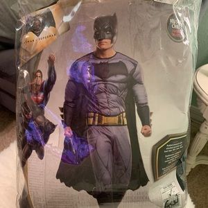 Batman Vs Superman Deluxe Muscle Chest Costume